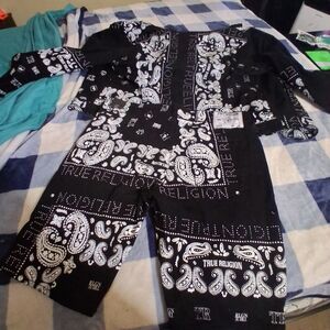 True Religion Black and White Paisley Outfit